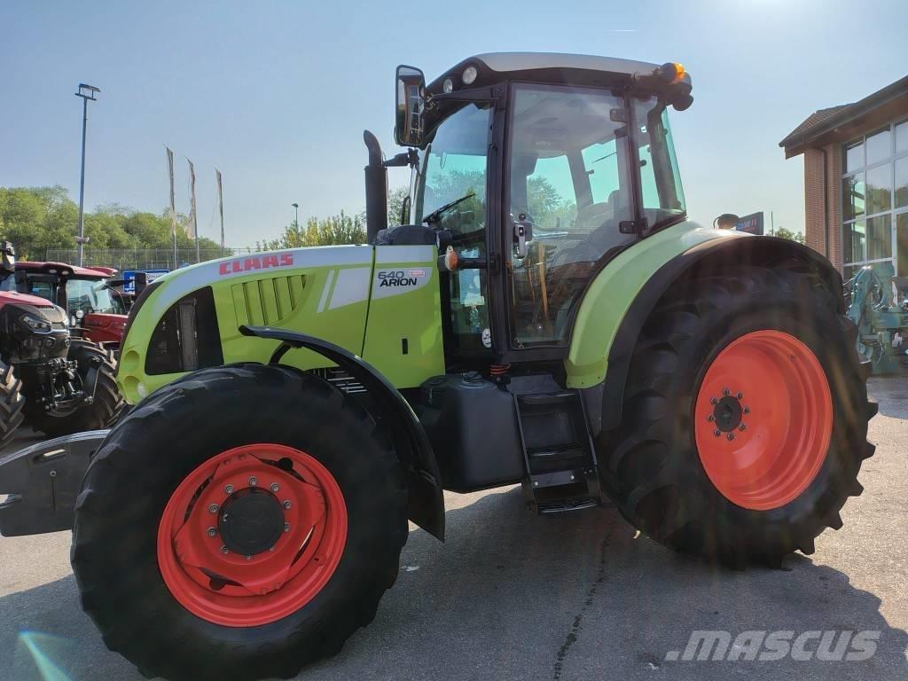 CLAAS Arion 640 Traktorji