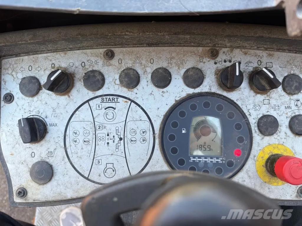 Bomag 120 AD-5 Dvojni valjarji