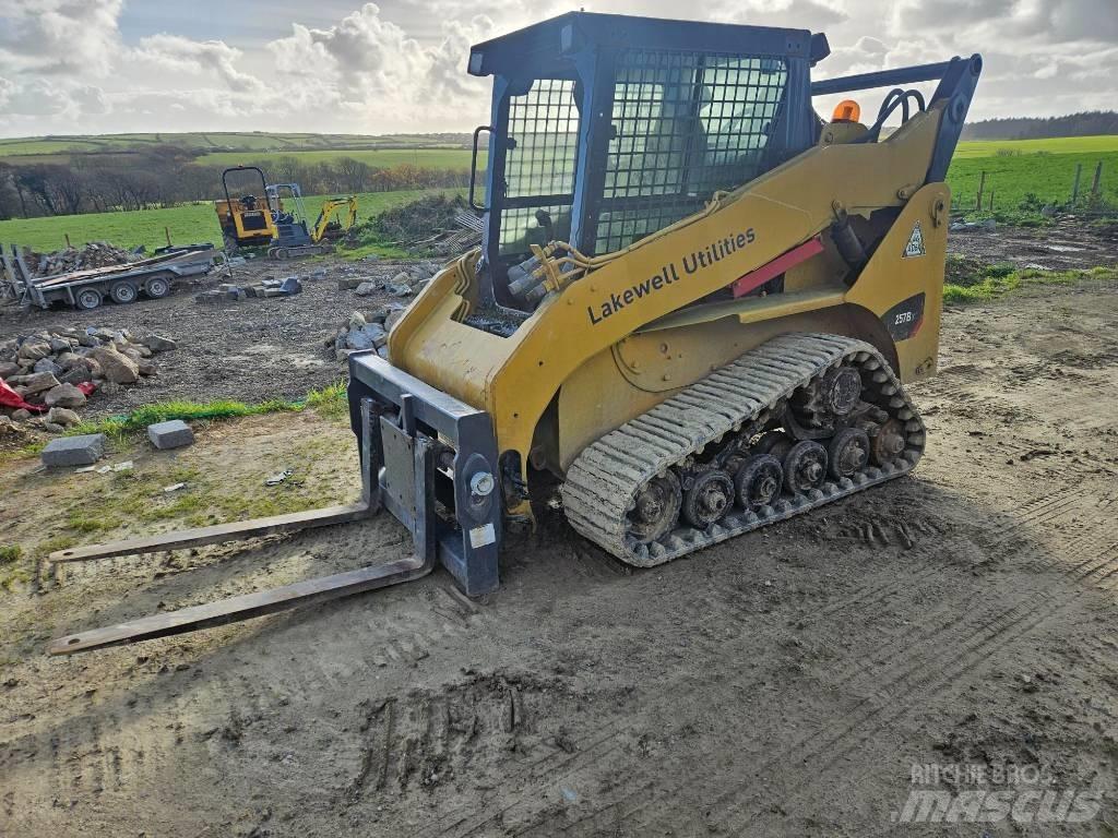 CAT 257 B 3 Skid steer mini nakladalci