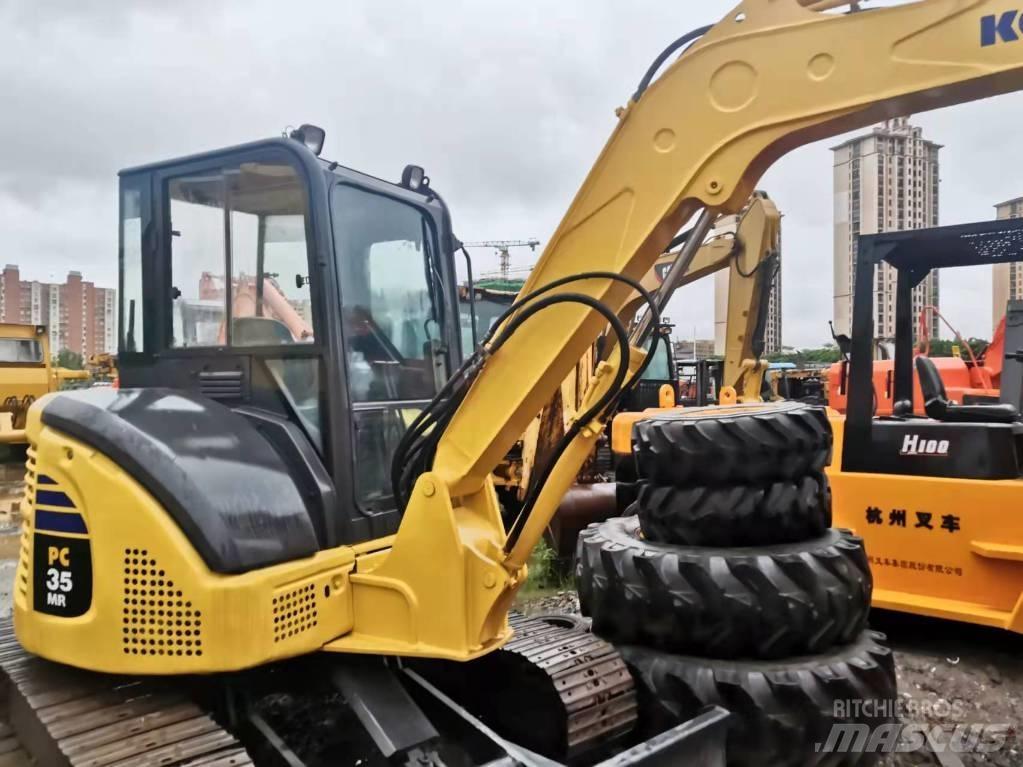 Komatsu PC 35 Mini bagri <7t