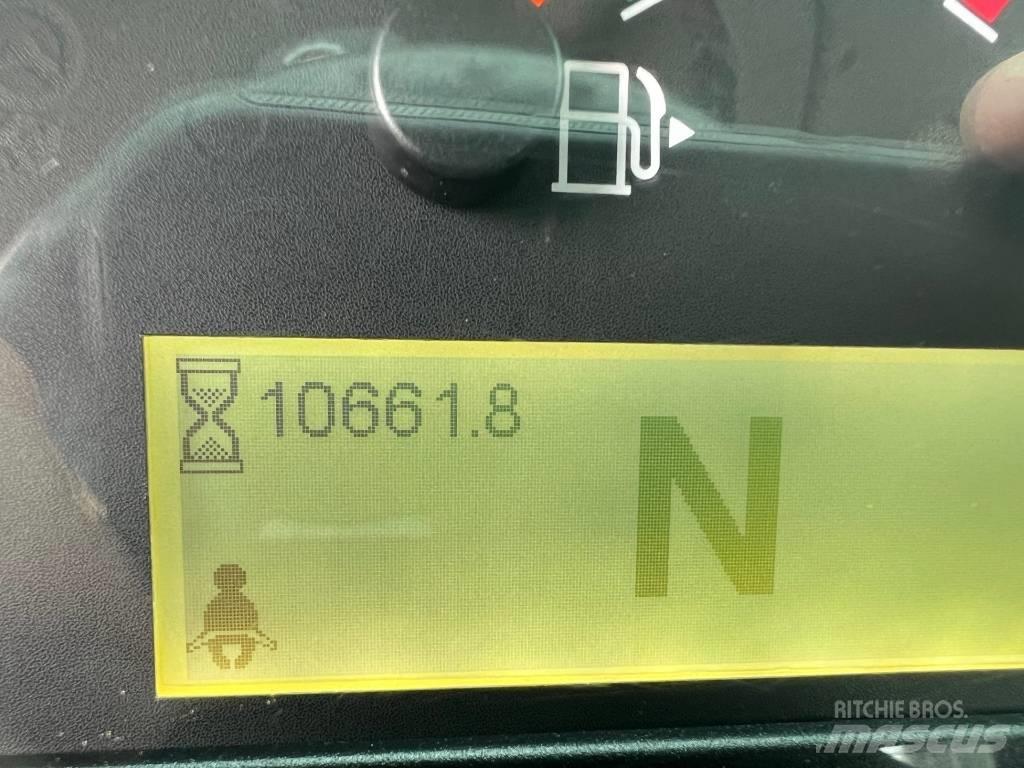 CAT 926 M Kolesni nakladalci