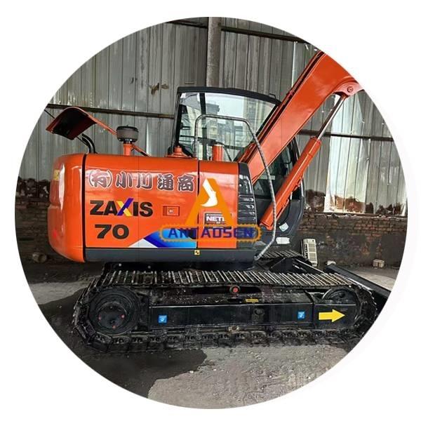 Hitachi ZX 70 Mini bagri <7t