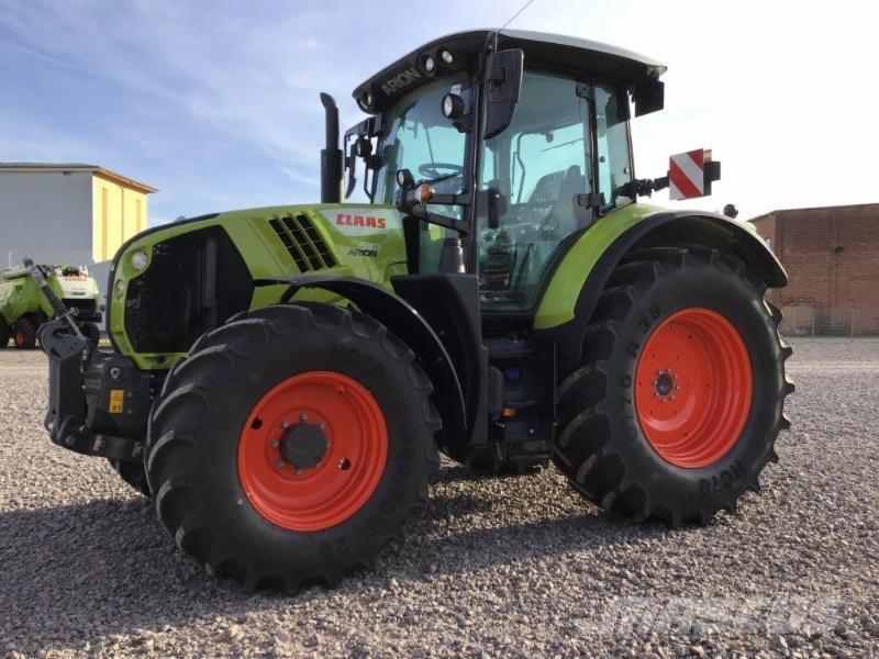CLAAS ARION 530 Traktorji