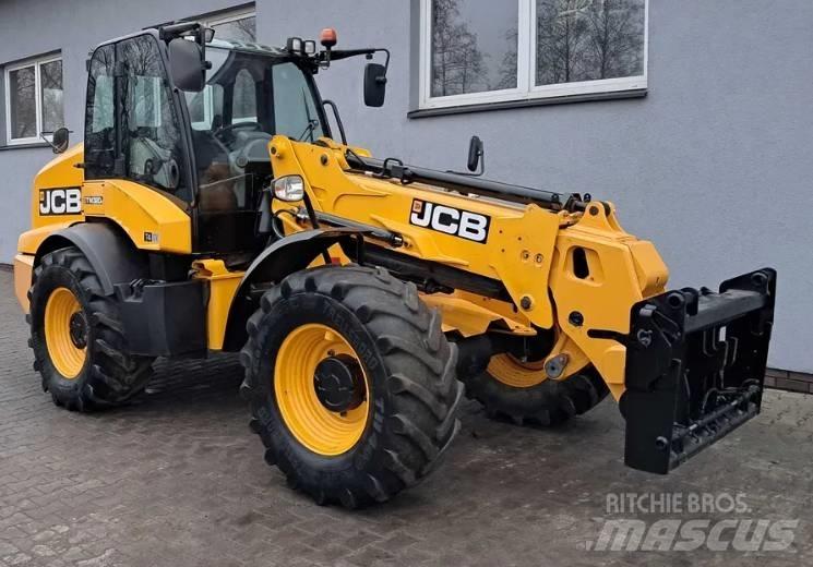 JCB TM 320 S Kmetijski teleskopski nakladalci
