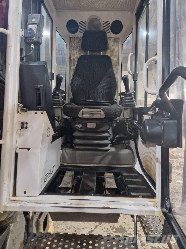 Epsilon M 12 L 97 Žerjavi za hlode