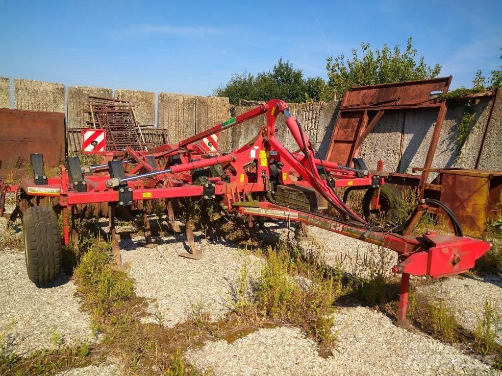 Horsch Terrano 5 FX Kultivatorji