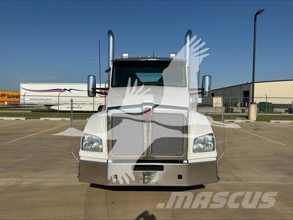 Kenworth T880 Vlačilci