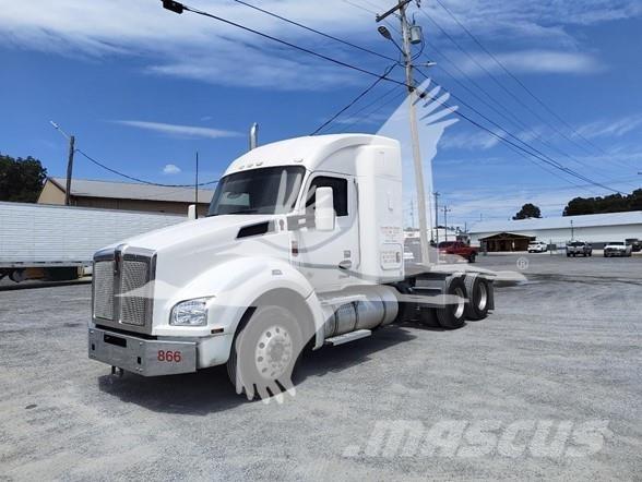 Kenworth T880 Vlačilci
