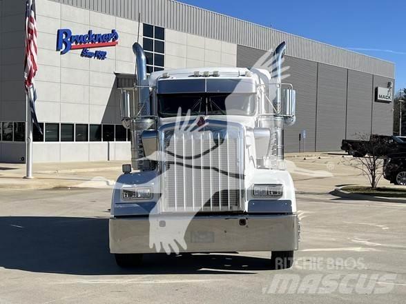 Kenworth W900 Vlačilci