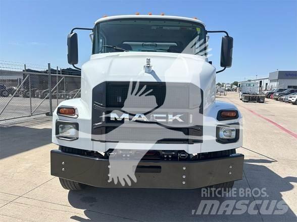 Mack MD6 Komunalni tovornjaki