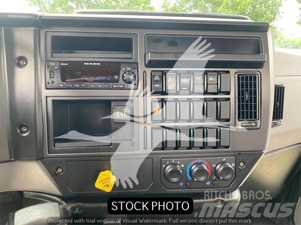Mack MD6 Drugo