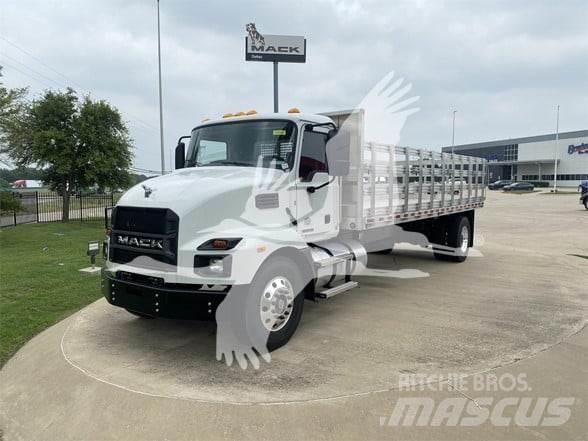 Mack MD6 Tovornjaki s kesonom/platojem