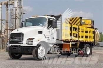 Mack MD6 Drugo