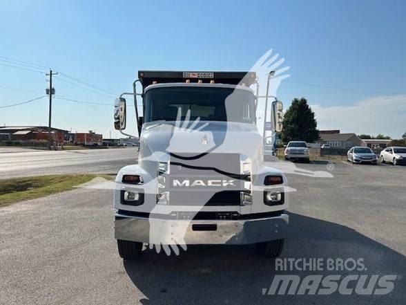 Mack MD6 Kiper tovornjaki