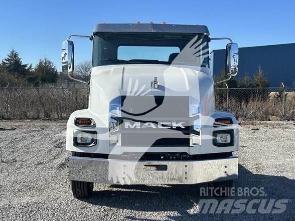 Mack MD6 Tovornjaki-šasije