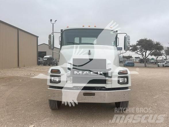 Mack MD6 Drugo
