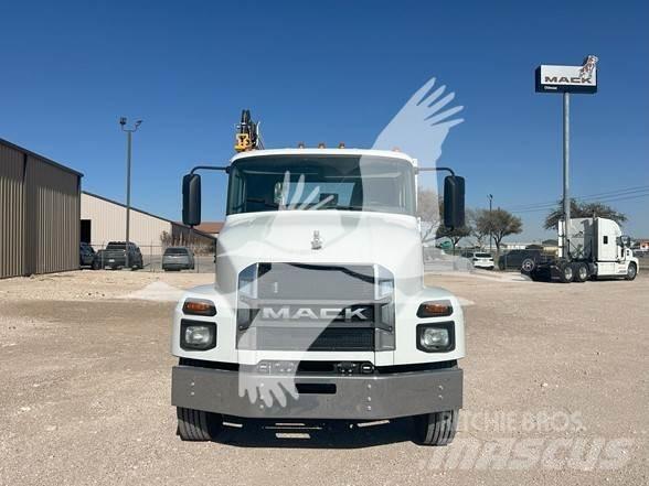 Mack MD6 Drugo
