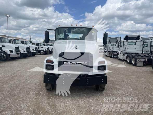 Mack MD6 Tovornjaki-šasije