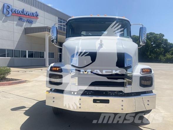 Mack MD6 Tovornjaki-šasije