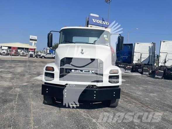 Mack MD6 Tovornjaki-šasije