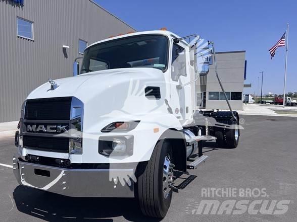 Mack MD7 Drugo