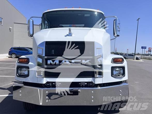 Mack MD7 Drugo