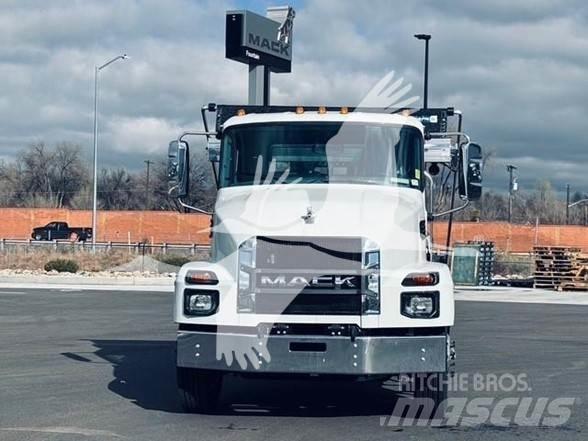 Mack MD7 Drugo