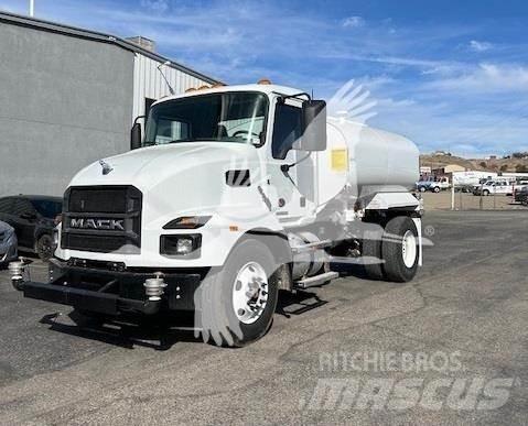 Mack MD7 Tovornjaki cisterne