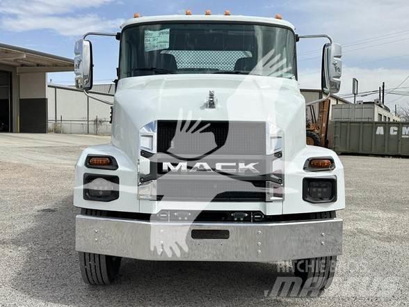 Mack MD7 Drugo