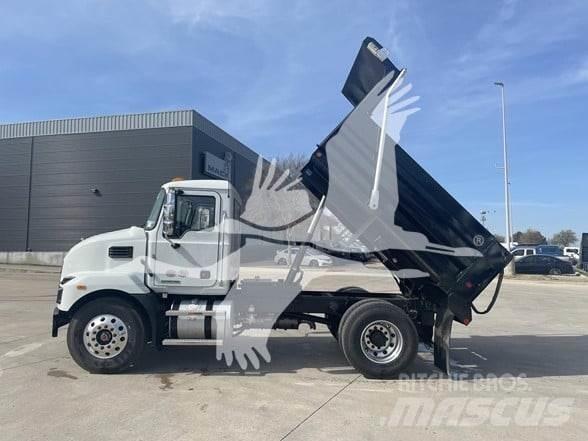 Mack MD7 Kiper tovornjaki