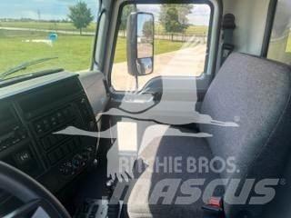 Mack MD7 Kiper tovornjaki