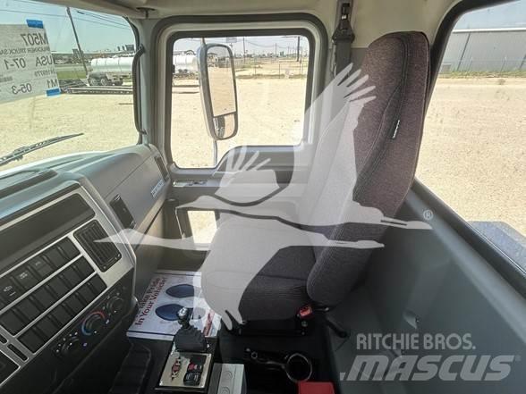 Mack MD7 Kiper tovornjaki