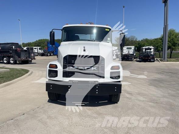 Mack MD7 Tovornjaki-šasije