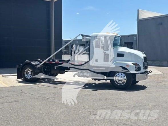 Mack MD7 Gradbeništvo - drugo
