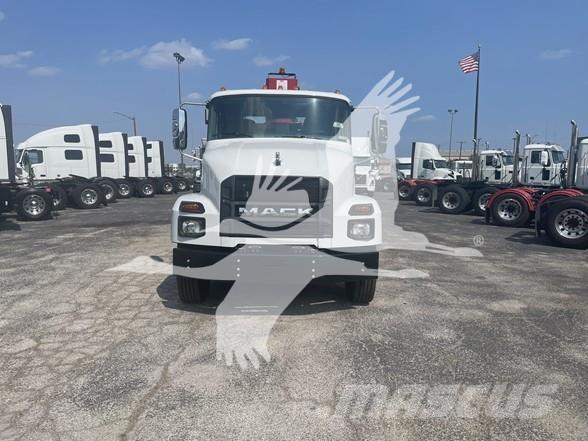 Mack MD7 Gradbeništvo - drugo