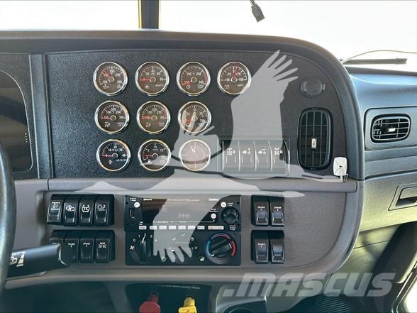 Peterbilt 389 Vlačilci