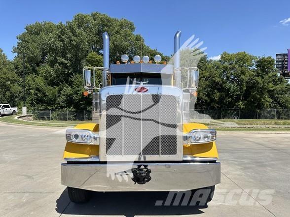 Peterbilt 389 Vlačilci