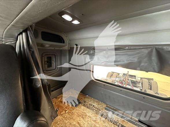 Peterbilt 389 Vlačilci