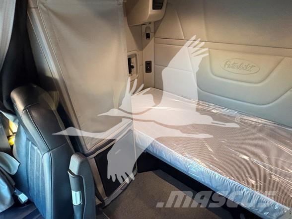 Peterbilt 567 Vlačilci