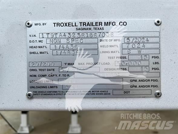 Troxell 130BBL Polprikolice cisterne