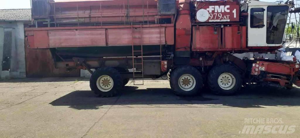 FMC 979 AT Kombajni za grah