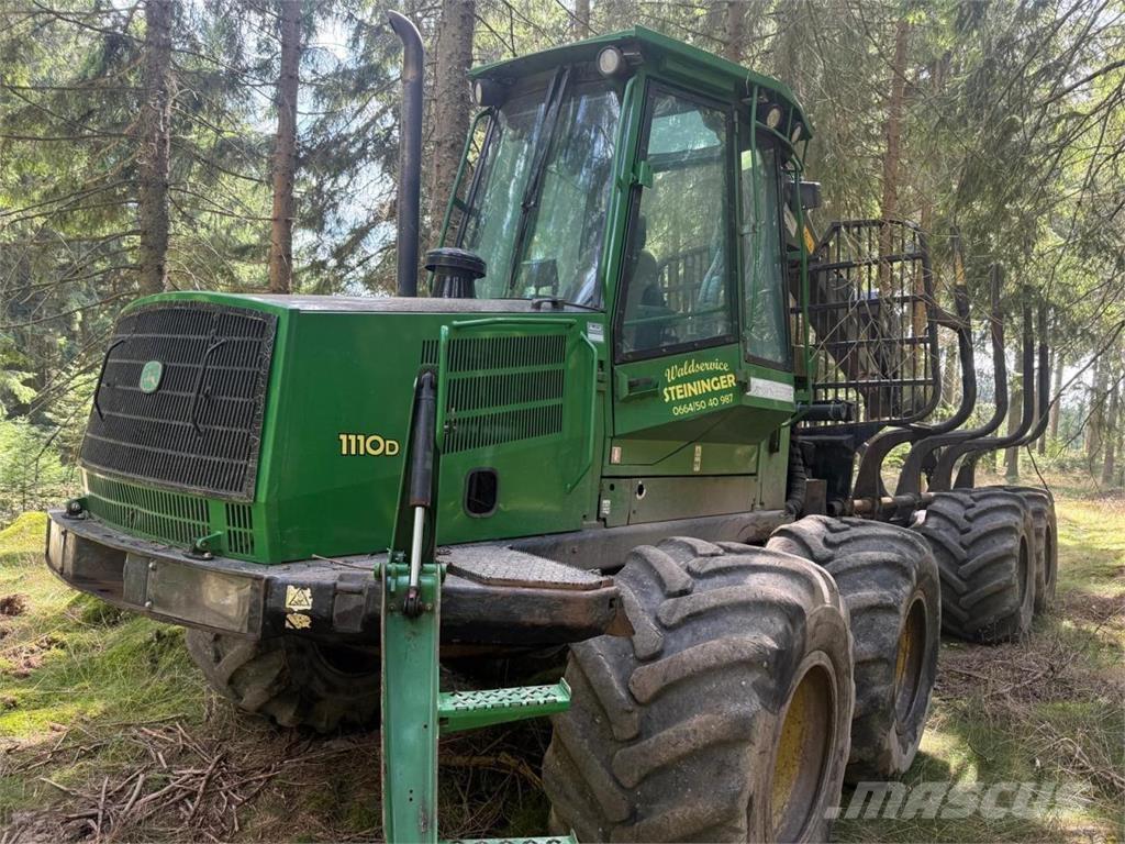 John Deere 1110 D Forwarderji
