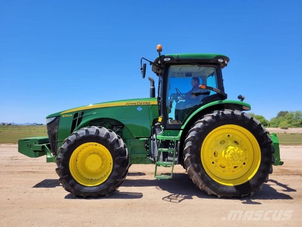 John Deere 8310 R Traktorji