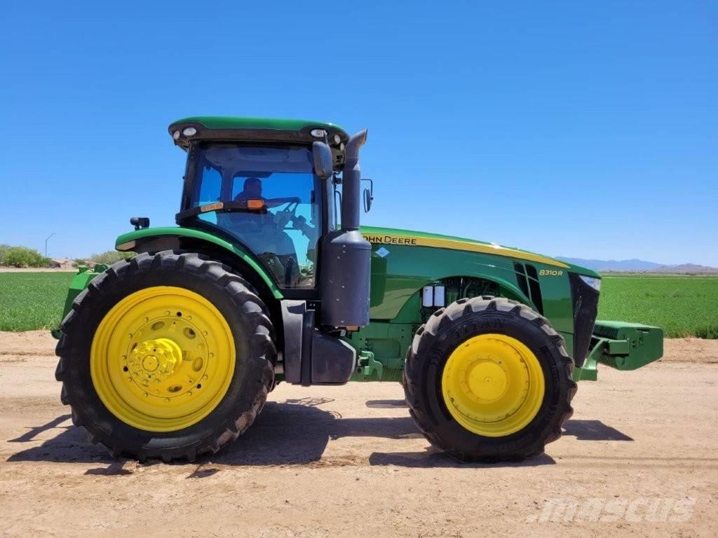 John Deere 8310 R Traktorji