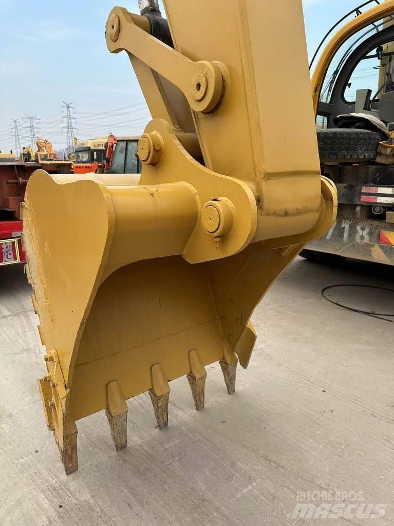 CAT 320 D Bagri goseničarji