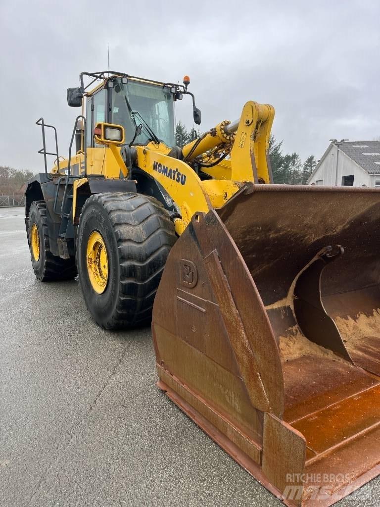 Komatsu WA 500-6 Kolesni nakladalci