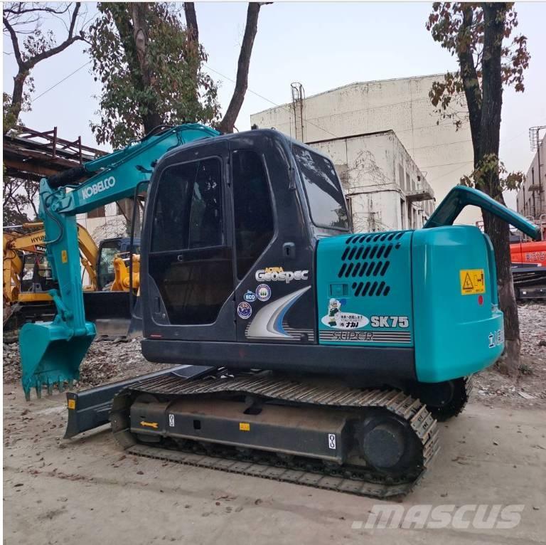Kobelco SK 75 Midi bagri 7t – 12t