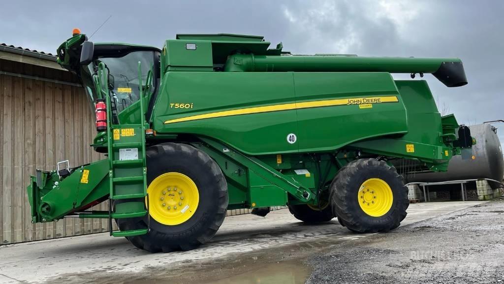 John Deere T 560 Kombajni
