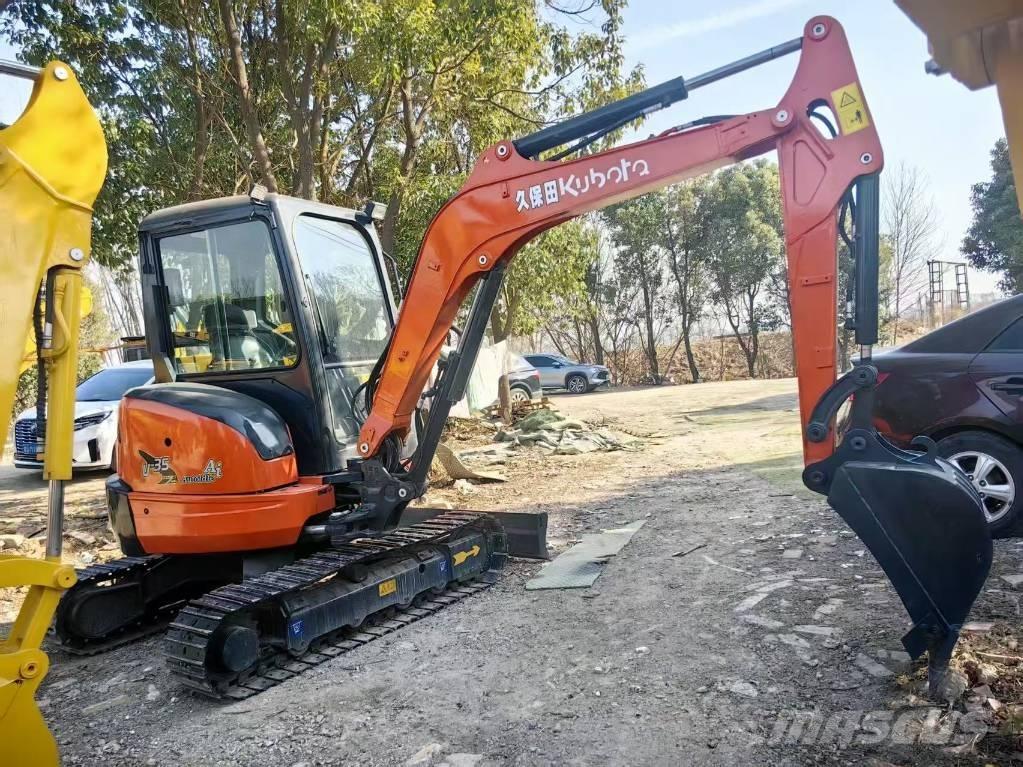 Kubota U 35 Mini bagri <7t
