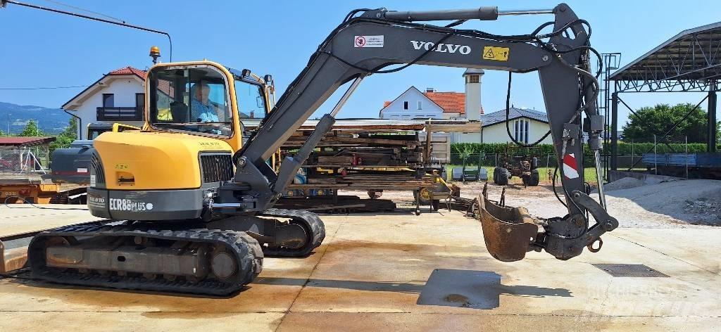 Volvo ECR88 Midi bagri 7t – 12t